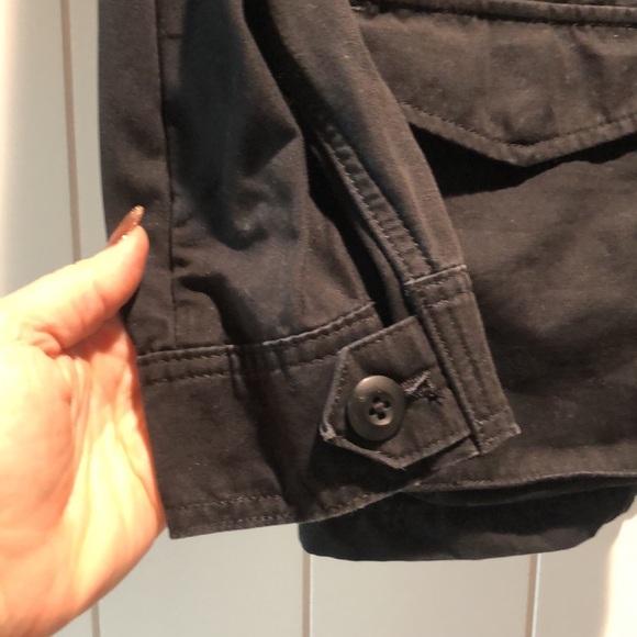 Levi’s women’s black canvas multi pocket jacket snaps and zipper closure L - Picture 3 of 11